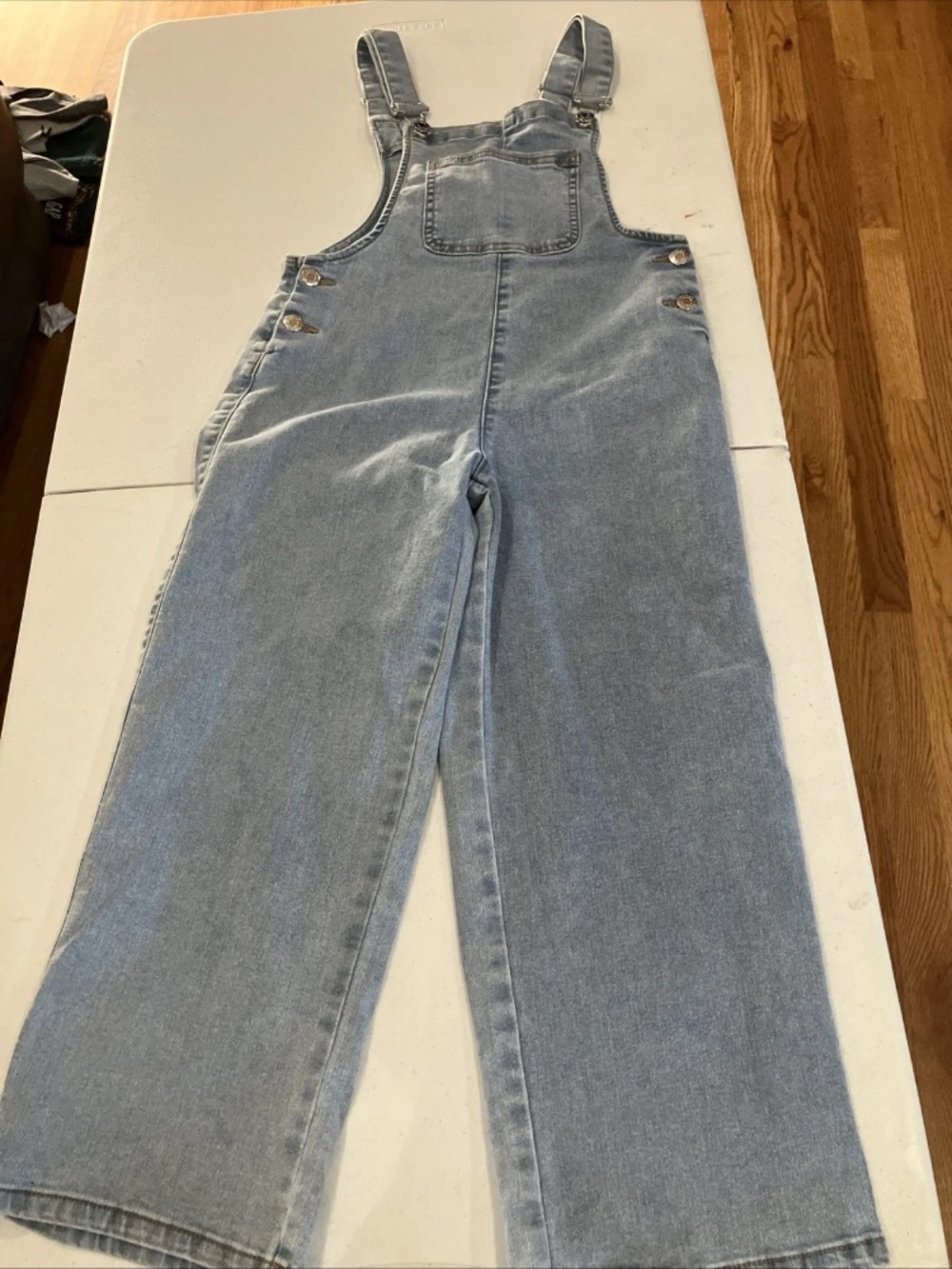 Hippi Girl Wide Leg Overall. Lt Wash Blue Girls Sz 10/12 Adjustable Strap EUC
